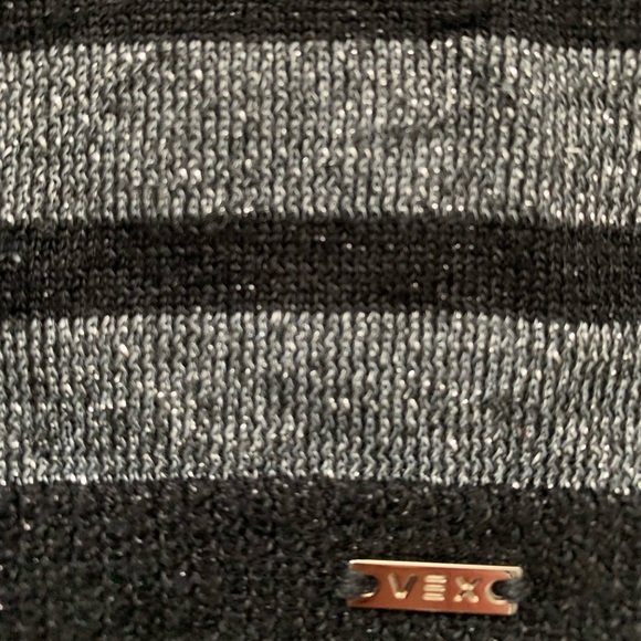 EUC VEX vintage holiday Lurex black and silver holiday turtleneck knit top - Picture 7 of 11